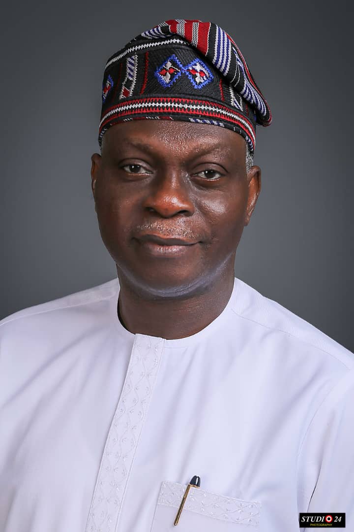 Prince Dapo Adelegan photo